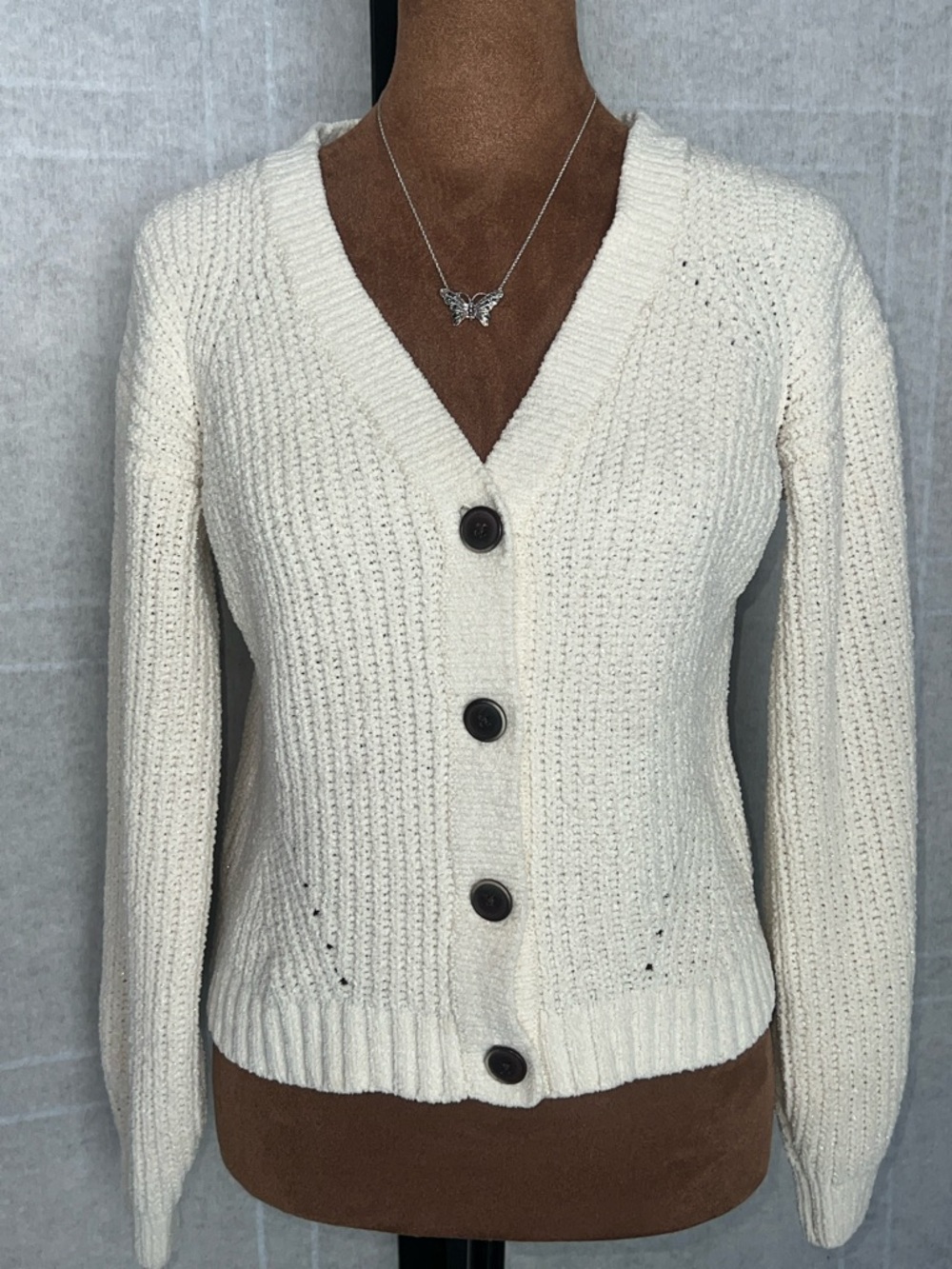 Cat & Jack Cream Button-Front V-Neck Knit Cardigan